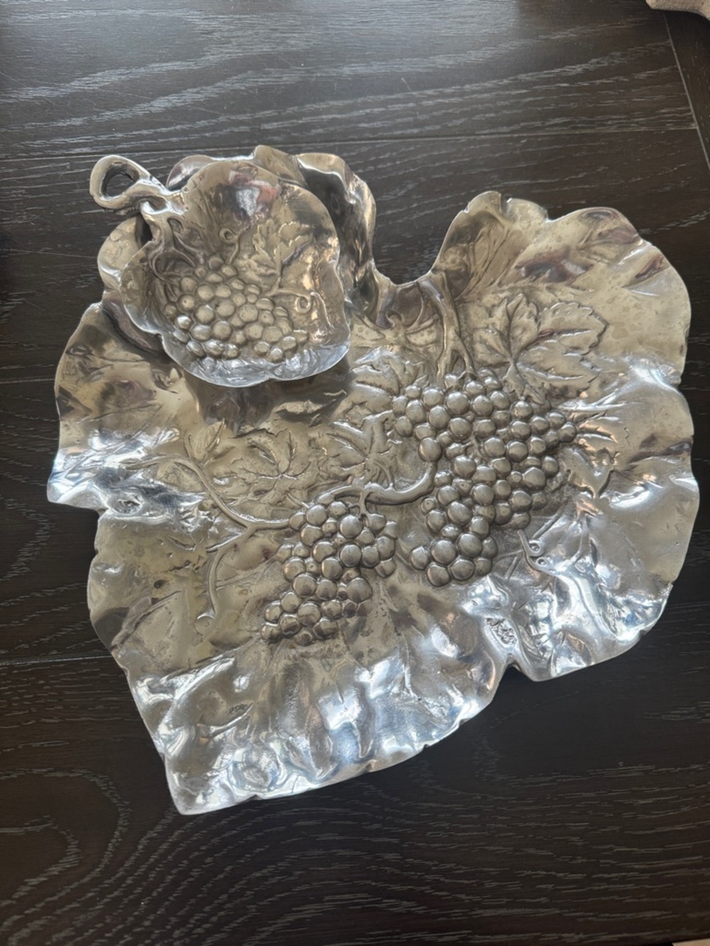Decorative Silver Grape Leaf Pewter Serving Tray with Matching Bowl